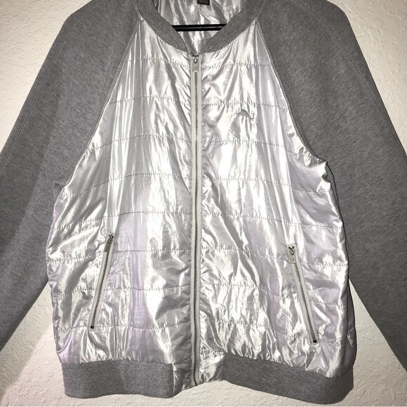 Tommy Bahamas Women's Light Weight Quilted Bomber Jacket // Size Large - Picture 3 of 6